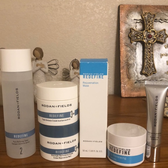 Rodan + Field Reverse & Redefine system - Picture 8 of 14